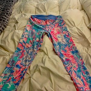 Lilly Pulitzer Luxletic Leggings size L  viva la Lilly